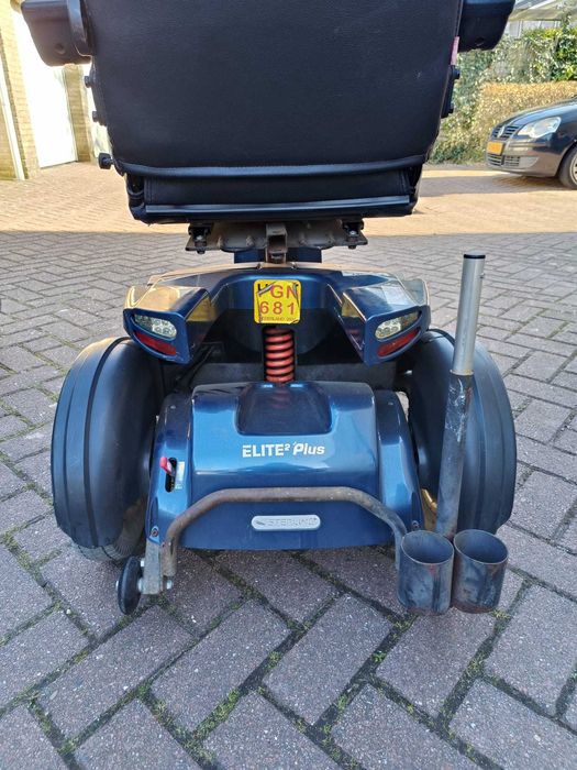 Carucioare electrice pentru bătrâni/persoane cu handicap
