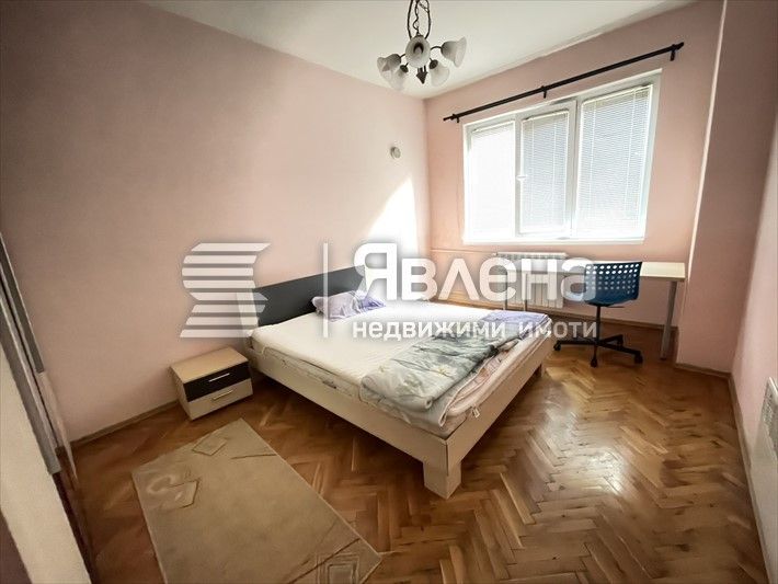Дава се под наем Тристаен апартамент в София, Център - 99 кв.м за 760 € - Снимка #4