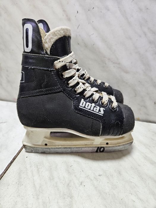 Patine 10 hochei hockey  Botas  marimea  27-28  ( 17,5  cm)