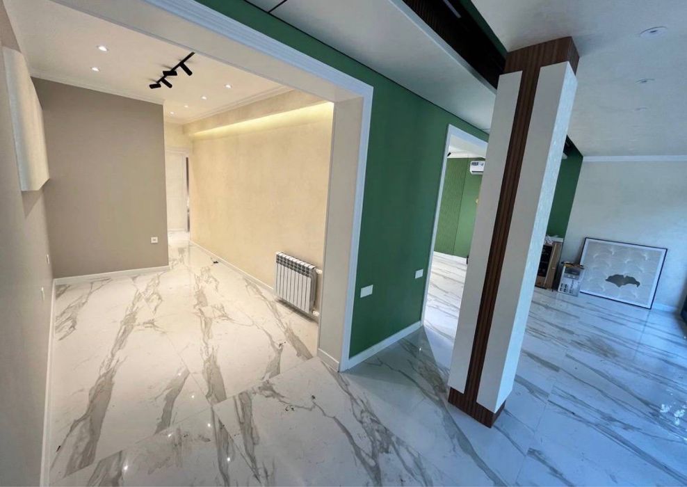 Продается офис Ор-р: метро Гофур Гулом 115м2