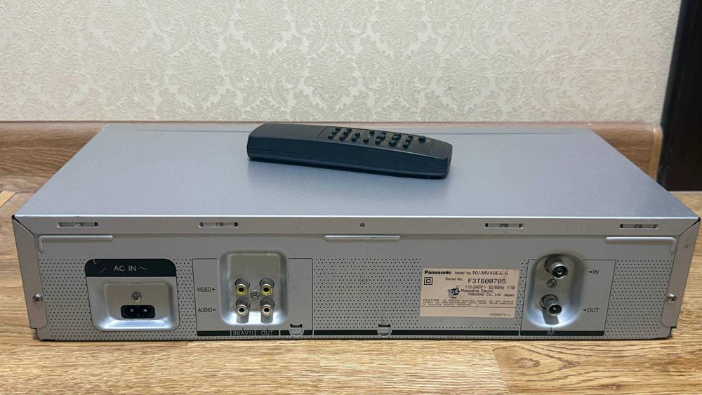 Видеомагнитофон Panasonic NV-MV40  4-Head. Made In Japan!
