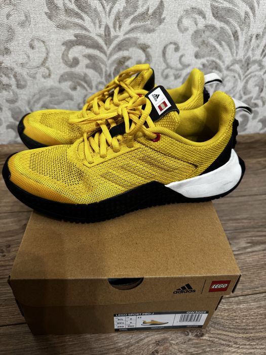 Кроссовки Adidas lego