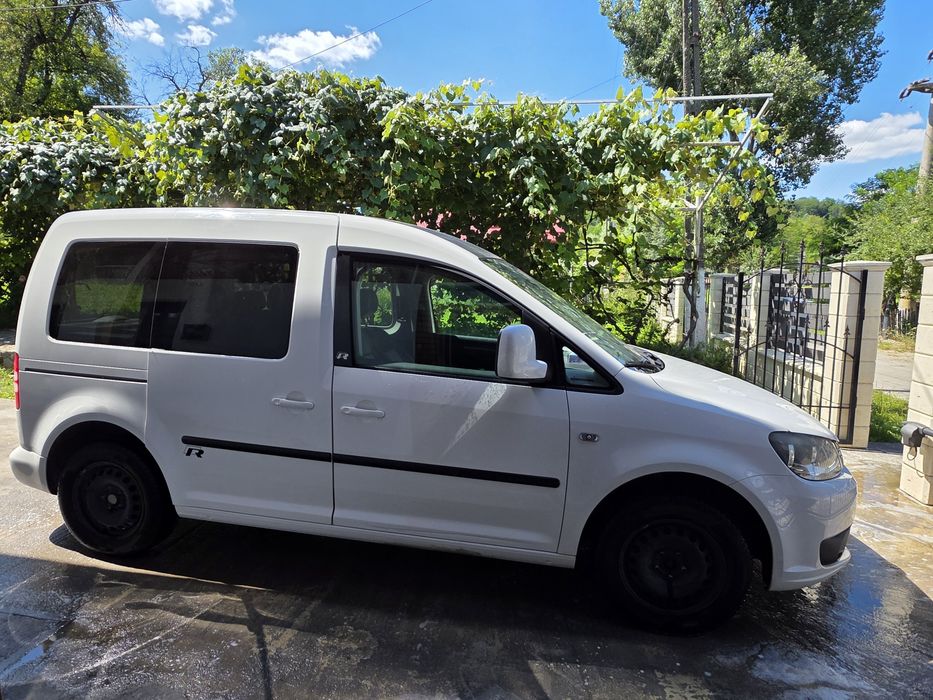 VOLKSWAGEN Caddy 2013 — imagine 3