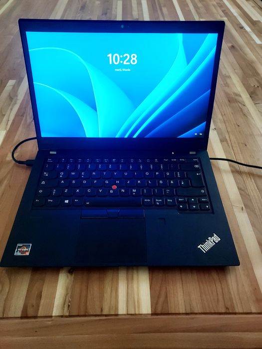Lenovo ThinkPad T 490  14"