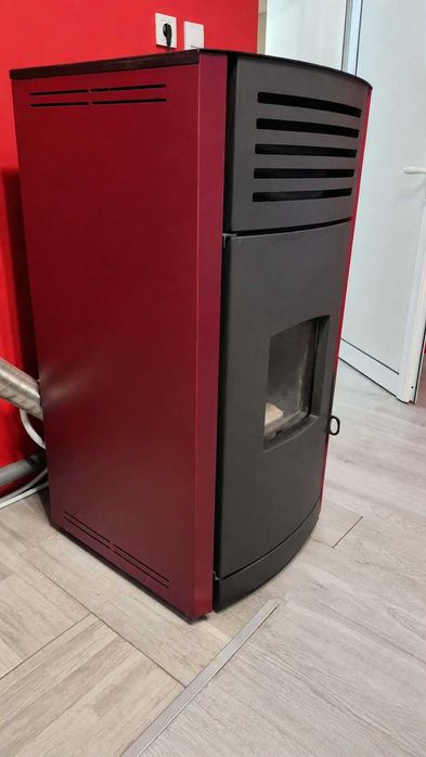 Пелетна камина ONYX  , Golden Fire - 18 KW