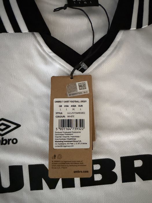 Tricou Umbro Barbati / Baieti  L  Nou Pret : lei
