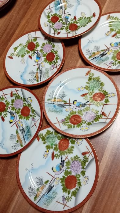 Сервиз и чинии  японски  костен  порцелан