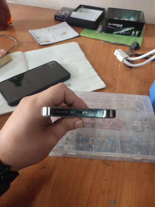 Айфон 13 про продам