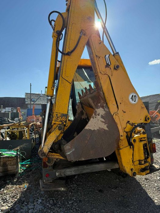 Buldoexcavator Fermec 800