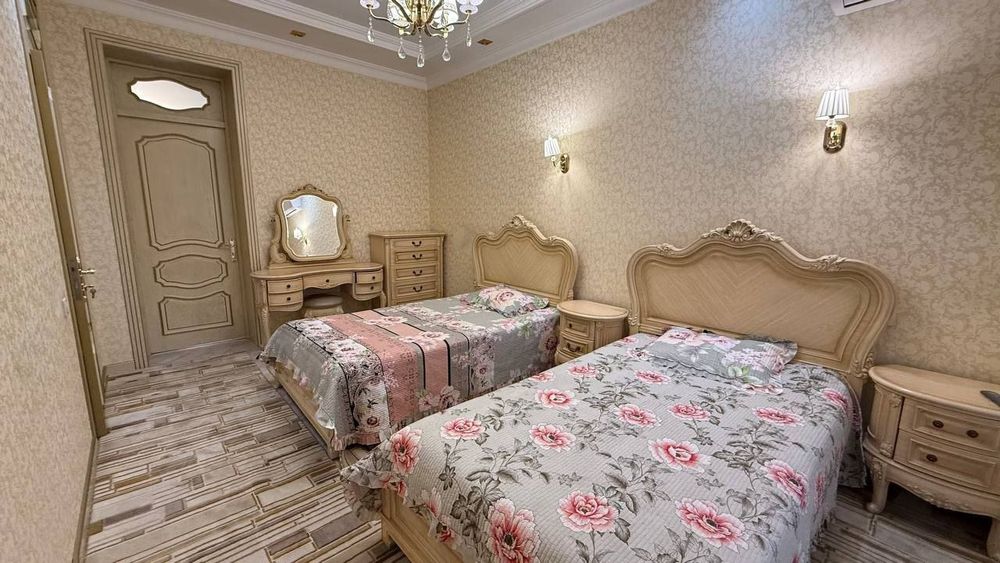 Чиланзарский р-н. Ор-р: Домбирабад

Чиланзарский р-н
Ор-р: Домбирабад