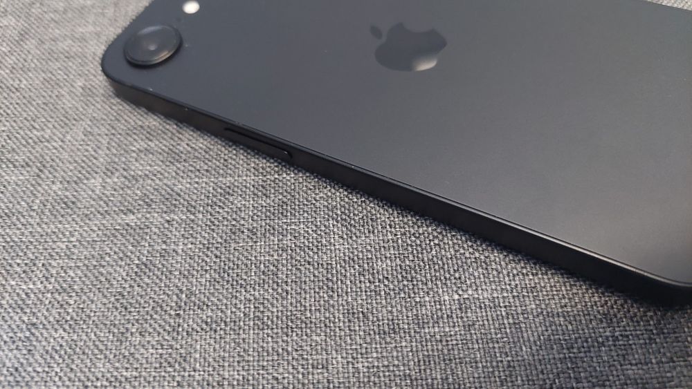 iphone 17e 256GB 100% Батерия 10 Цикъла