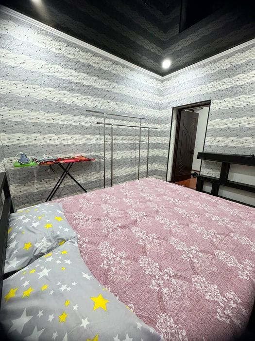 Сдается 2x комнатная квартира 
С обстановкой 
Горде Алмалыке
Космосе