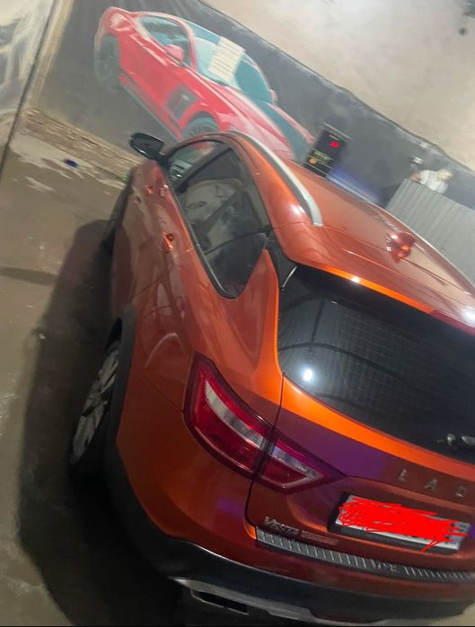 Лада Веста кросс 1.8 робот