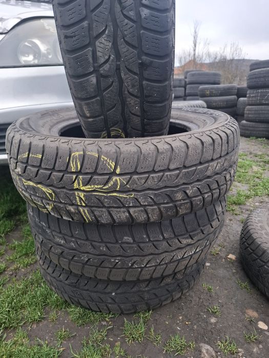 Vand set 4 anvelope 195 65 15 bune de iarna