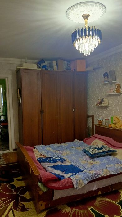 Продаётся 2 (1) комнатная квартира, в центре города