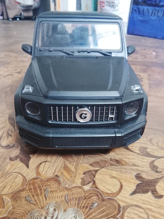 Продам машину игрушечную