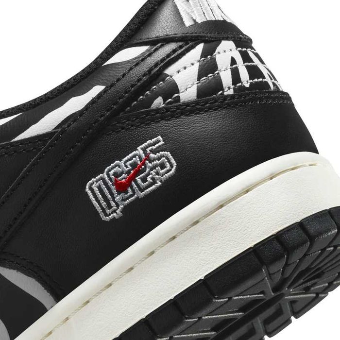 Nike SB x Quartersnacks Dunk Low OG QS Zebra