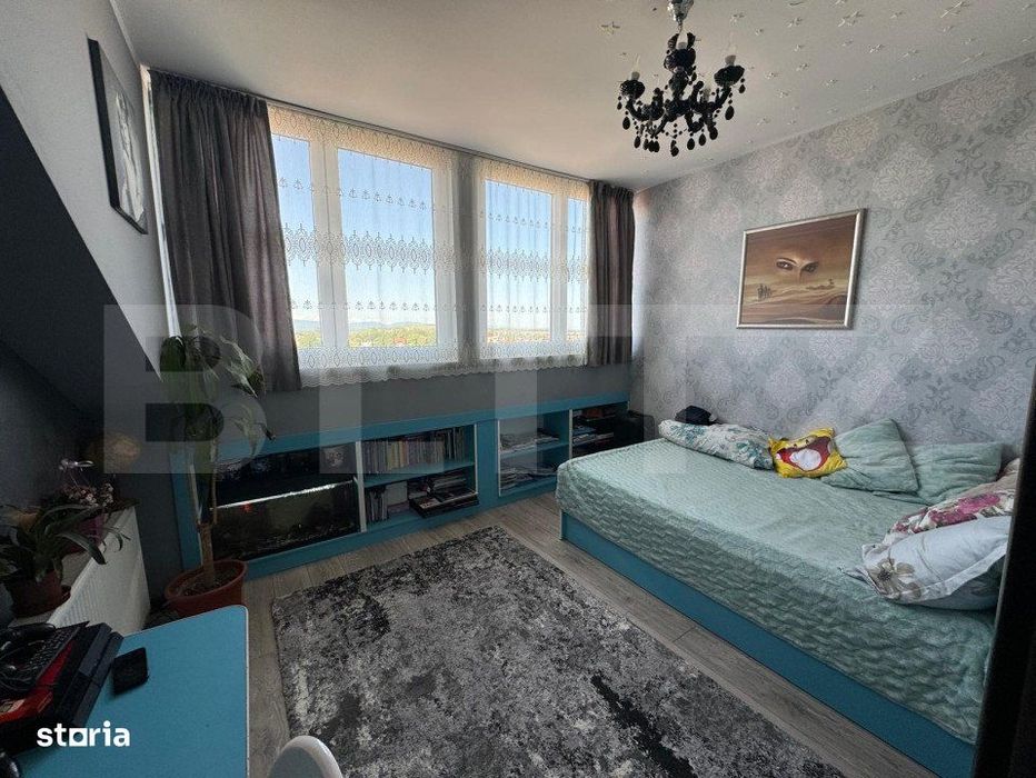 Penthouse ,4 camere , 177 mp , zona centrala ,Radauti