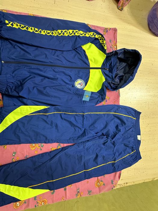 Спортивный костюм