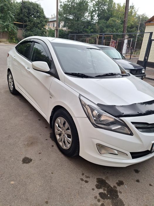 Срочно продам Hyundai Solaris