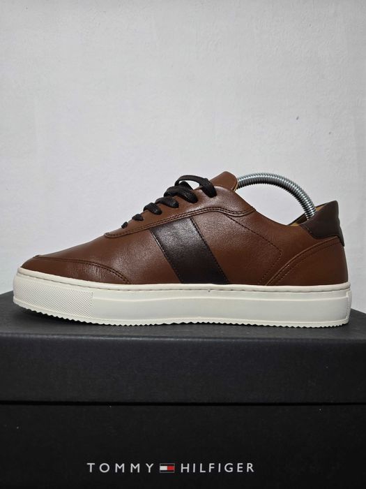 Мъжки обувки - сникърси                    Tommy Hilfiger Sneakers