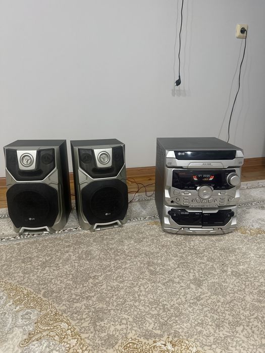 Музыкальный центр LG FFH-M315