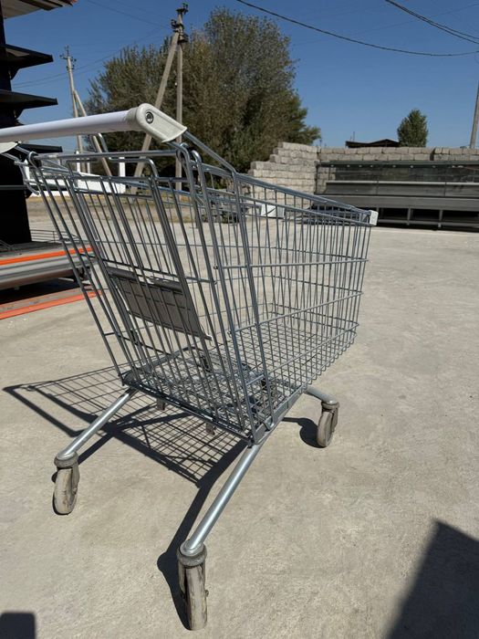 Тележка для магазинов и супермаркетов