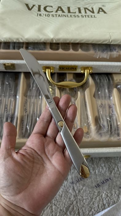 Столовый набор на 12 персон