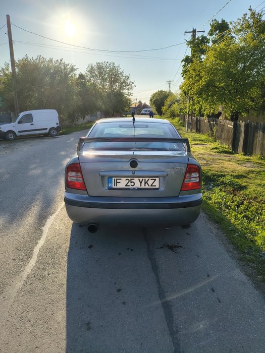 SKODA Octavia 2004 — imagine 3