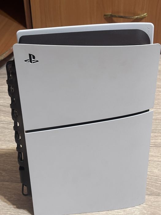 Плейстейшн 5 slim