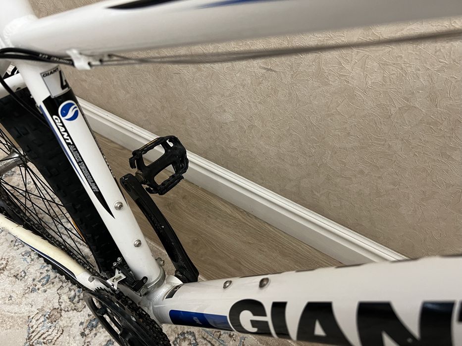 Велосипед Giant Revel 4 ( trek merida author centurion cube