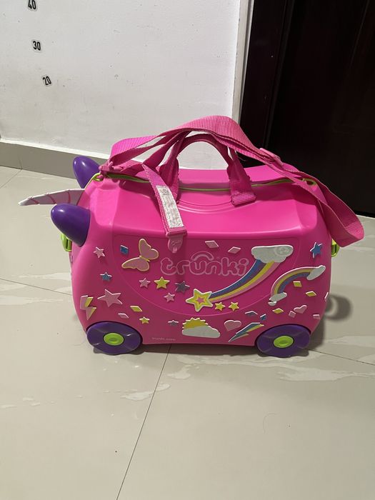 Valiza trunki noua