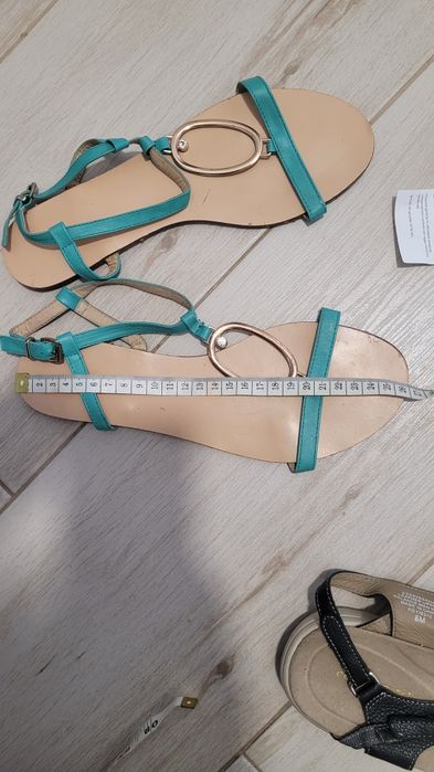 Sandale noi moderne calitate