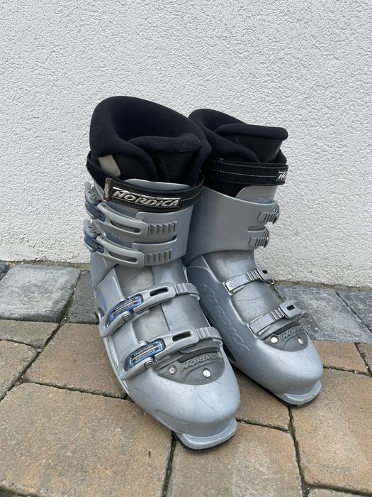 Clapari ski Nordica marime EU 45, 340mm