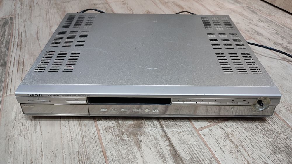 Двд от система за домашно кино