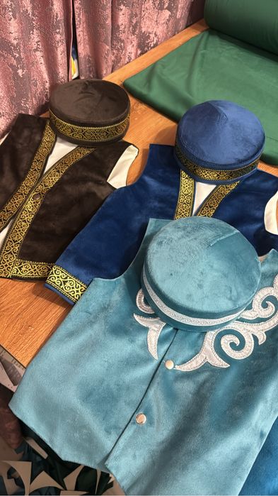 Национальные жилетки