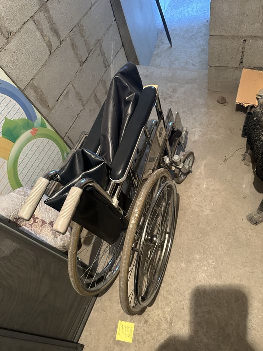 Инвалидная коляска