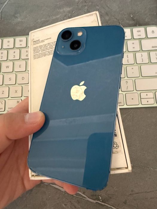 iPhone 13  256gb  orqasi nomiga singan