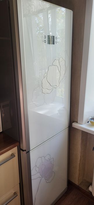 Продаю холодильник lg