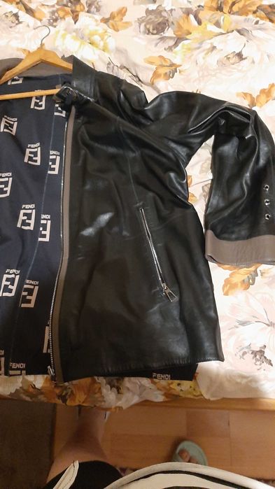 Продавам кожено яке от кенгуро на марката Ponto