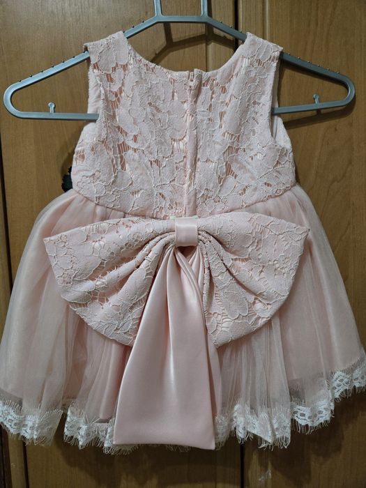 Нарядные платья для девочек