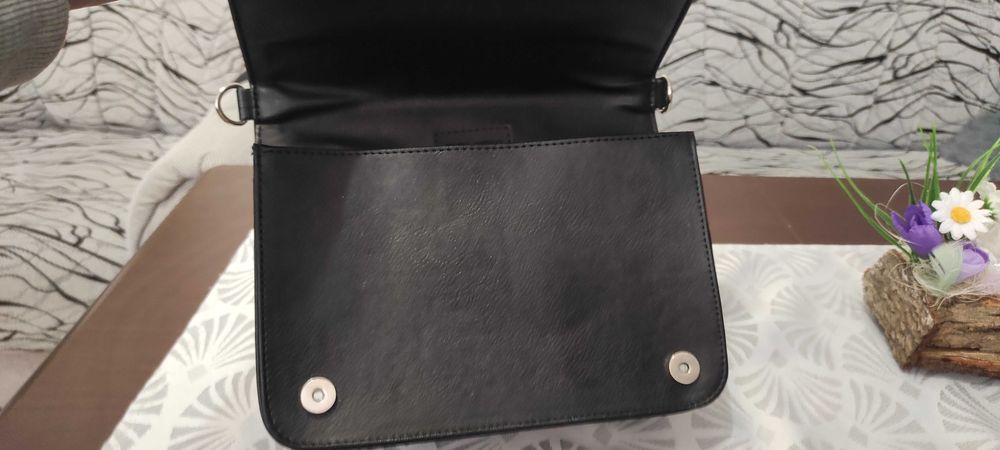 Дамска чанта черна