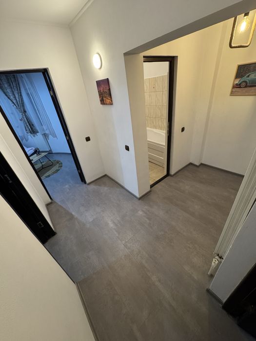 Apartament cu 2 camere Decomandat