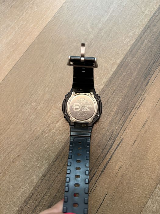 Продавам часовник Casio G-Shock - GA-2100-1A1ER