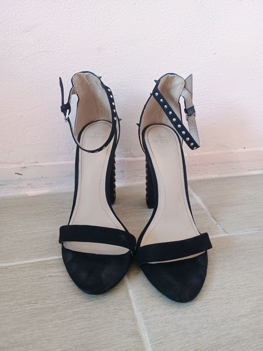 Дамски сандали Зара