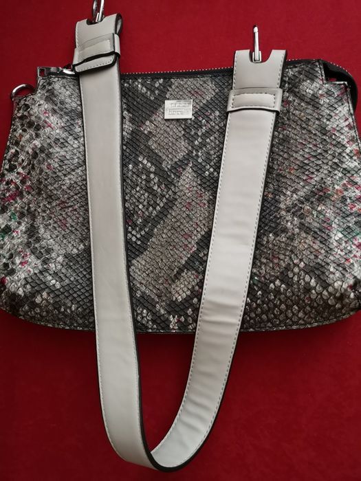 Елегантни дамски чанти