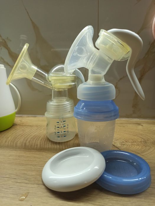 Ръчна помпа за кърма Авент