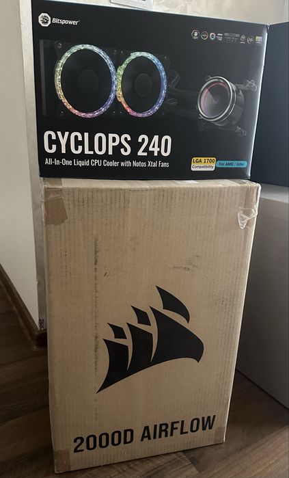 Carcasa Corsair 2000D Airflow RGB + Cooler AIO 240