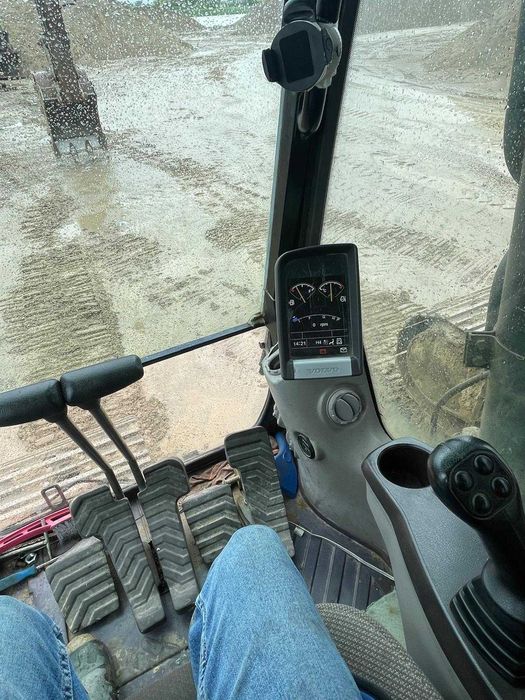 Excavator Volvo EC300DL – Brat lung 18 M , 33 Tone