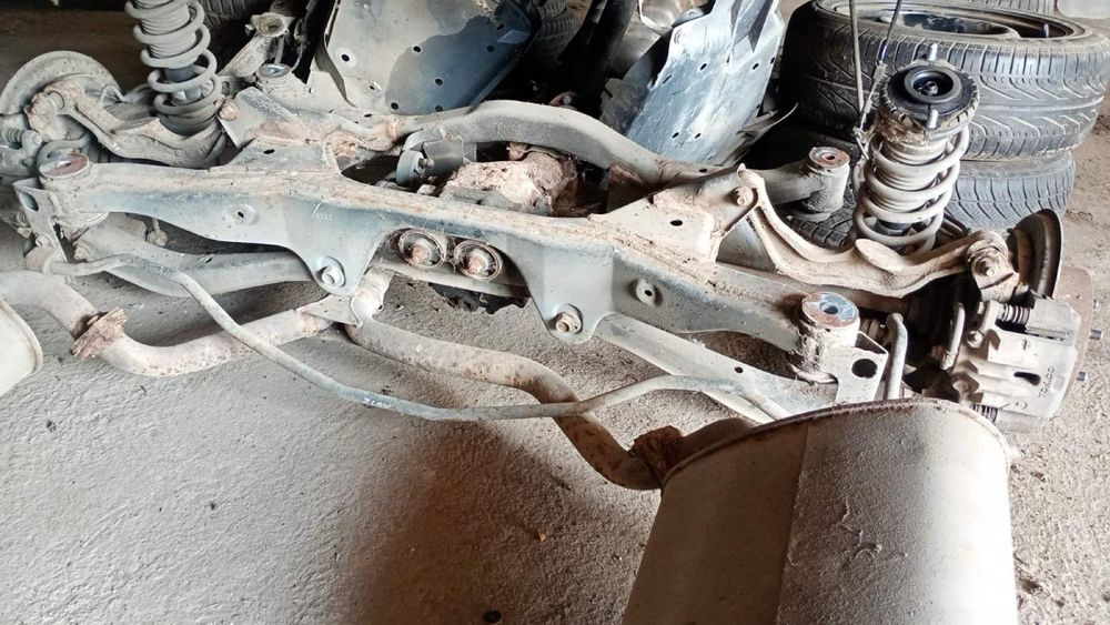Заден мост Subaru Legacy / Outback комби 2003-2009